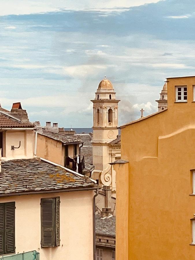 Pepites Bastiaises Vatta Appartement Roof Top Jacuzzi Vue Vieux Port Bastia  Exterior photo