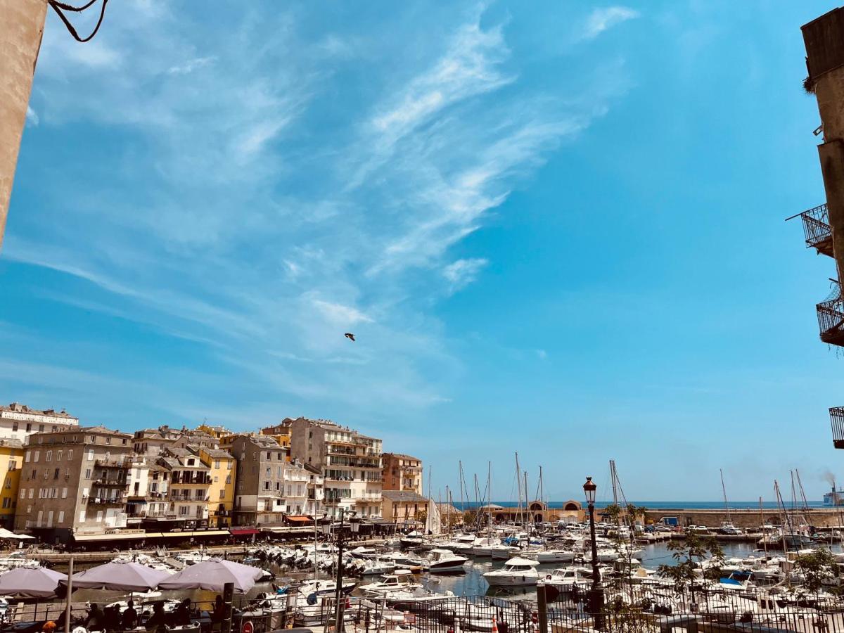 Pepites Bastiaises Vatta Appartement Roof Top Jacuzzi Vue Vieux Port Bastia  Exterior photo